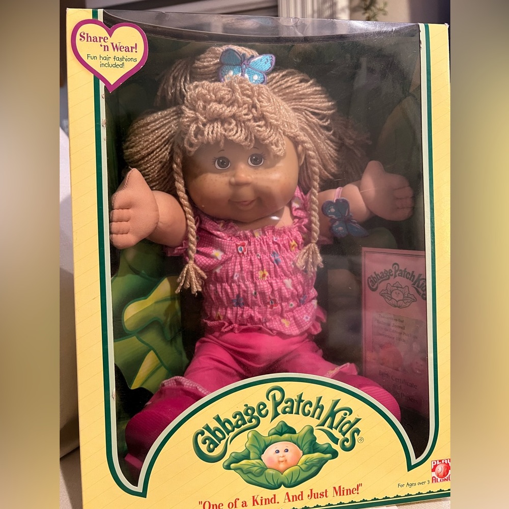 Vintage cabbage patch doll new in box